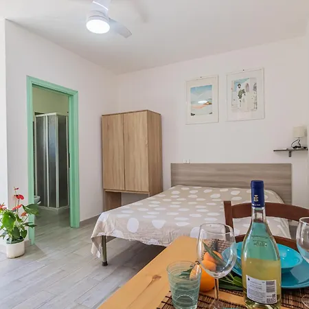 Casa Zullo B5 * פאלאצולו